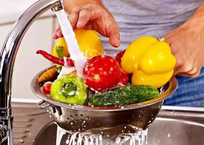 شستشو میوه و سبزیجات