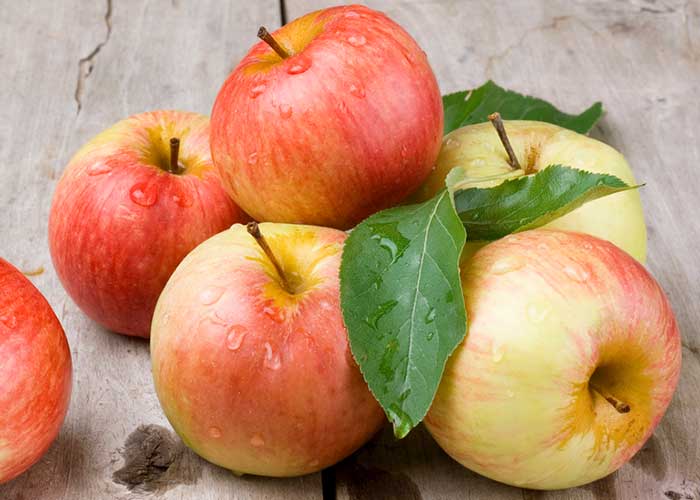 سیب غذای مناسب برای رفع یبوست