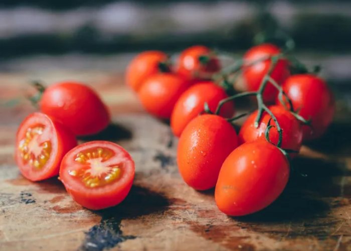 گوجه فرنگی غذای ضد نفخ
