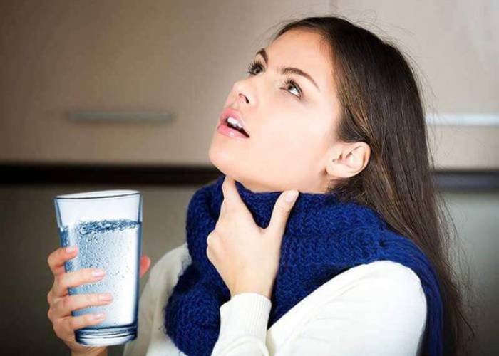 درمان خانگی برفک دهان آب نمک