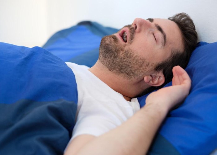 علائم خشکی دهان در هنگام خواب