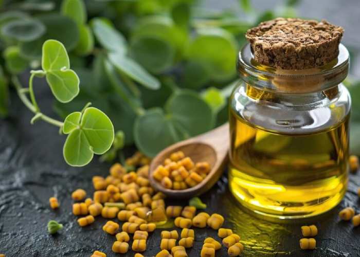 ماساژ مو با روغن شنبلیله