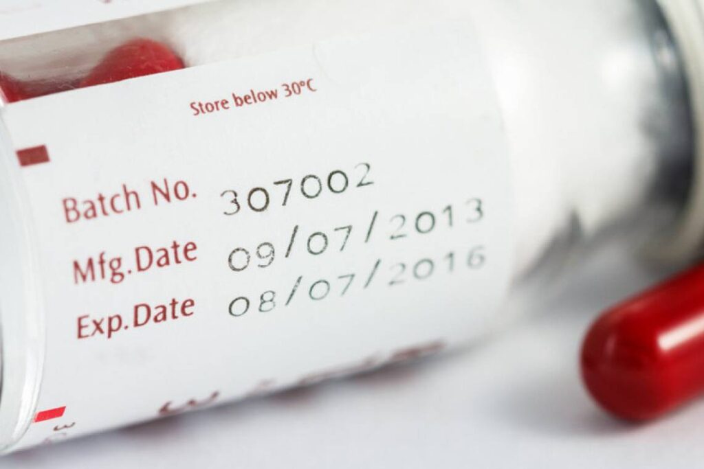 چگونه تاریخ انقضای داروها را به درستی تفسیر کنیم